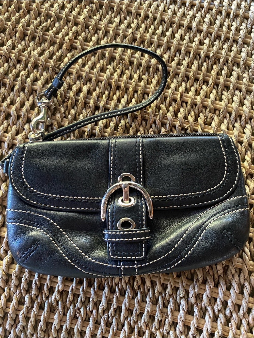 Coach Soho Black Leather Buckle Wristlet Y2K Silver Hardware